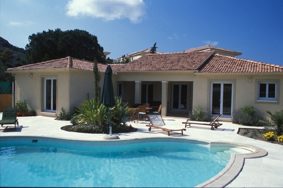 VILLA A LECCIA - sleeps 8 - Calvi