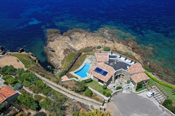 VILLA ROC E MARE - sleeps 6 - Ile Rousse